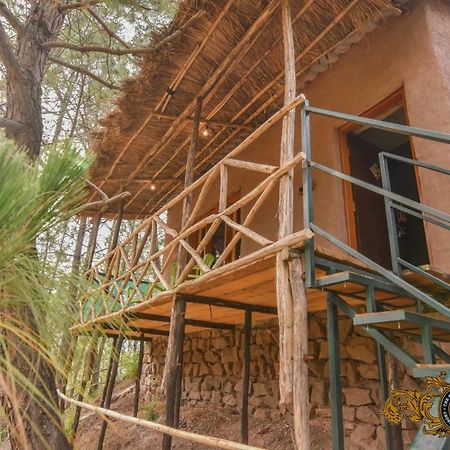 The Mud House Resort Kasauli Eksteriør billede